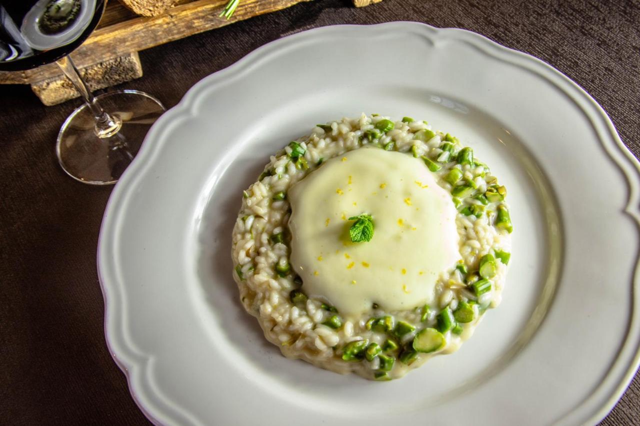 Hotel Petit Dahu - Chambres Et Restaurant Конь Екстер'єр фото