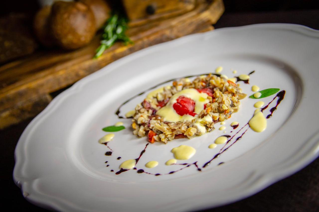 Hotel Petit Dahu - Chambres Et Restaurant Конь Екстер'єр фото