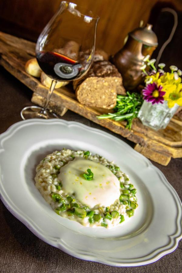 Hotel Petit Dahu - Chambres Et Restaurant Конь Екстер'єр фото