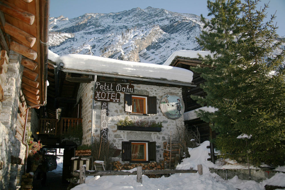 Hotel Petit Dahu - Chambres Et Restaurant Конь Екстер'єр фото